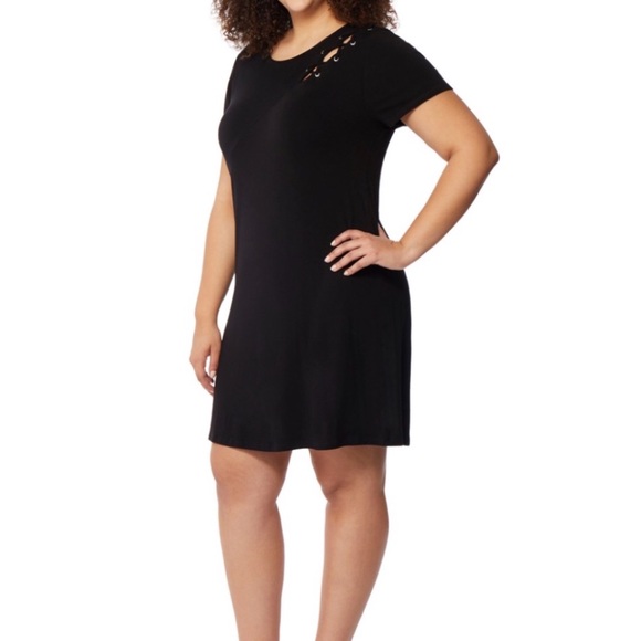 rebel wilson x angel Dresses & Skirts - Nordstroms Worn ONCE Rebel Wilson X Angels Black Dress
